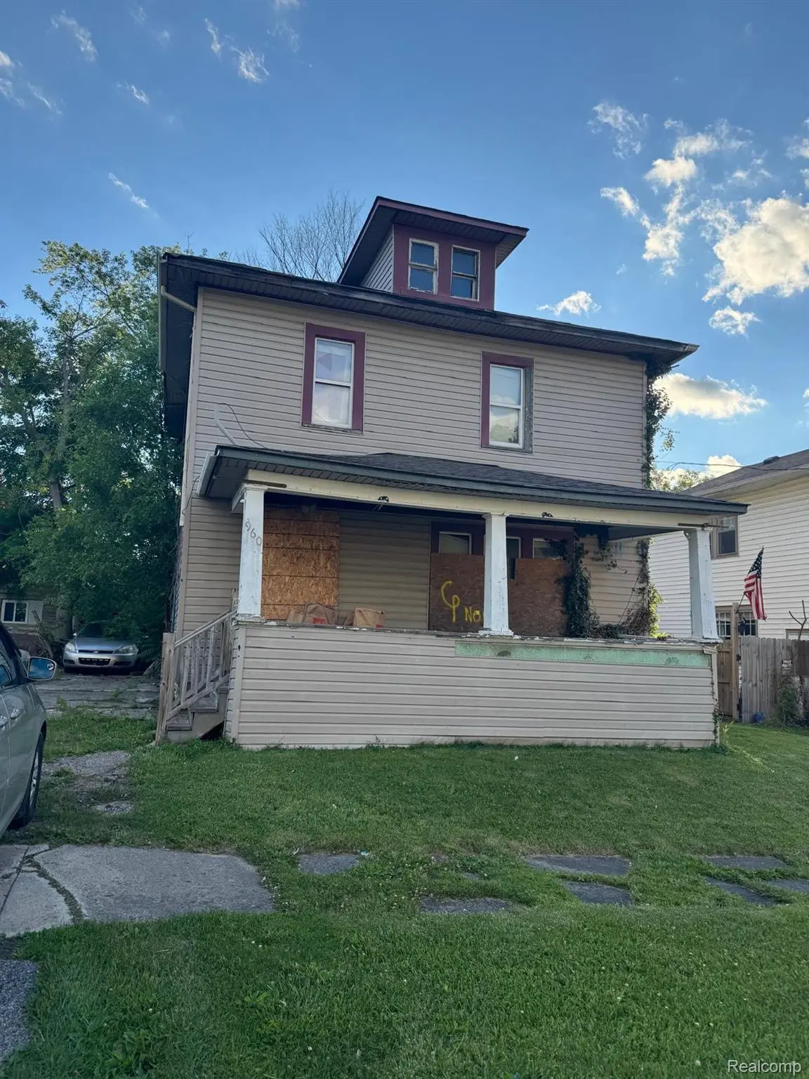960 Vosburg ST, Flint, MI 48503