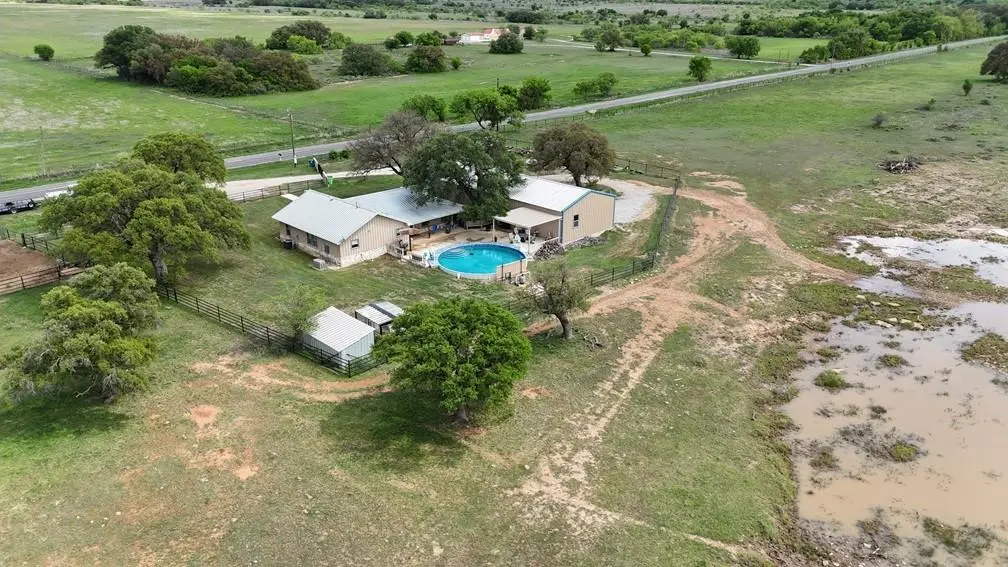 6500 Fm 586, Bangs, TX 76823