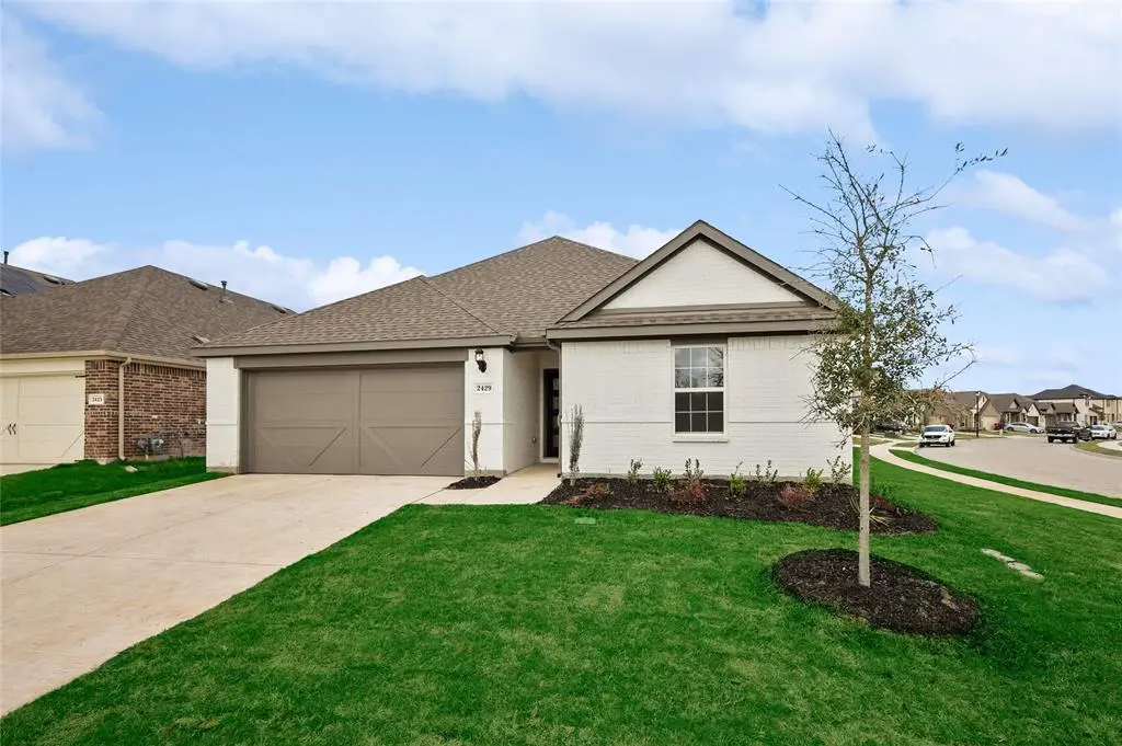2429 Spring Side Drive, Royse City, TX 75189
