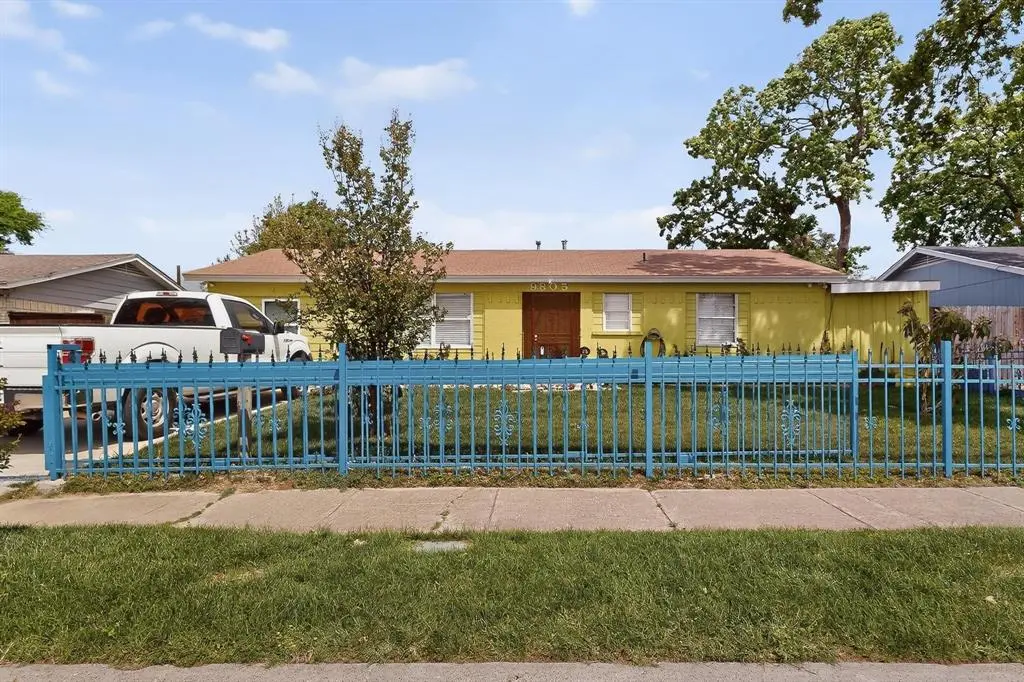 9805 Grady Lane, Dallas, TX 75217
