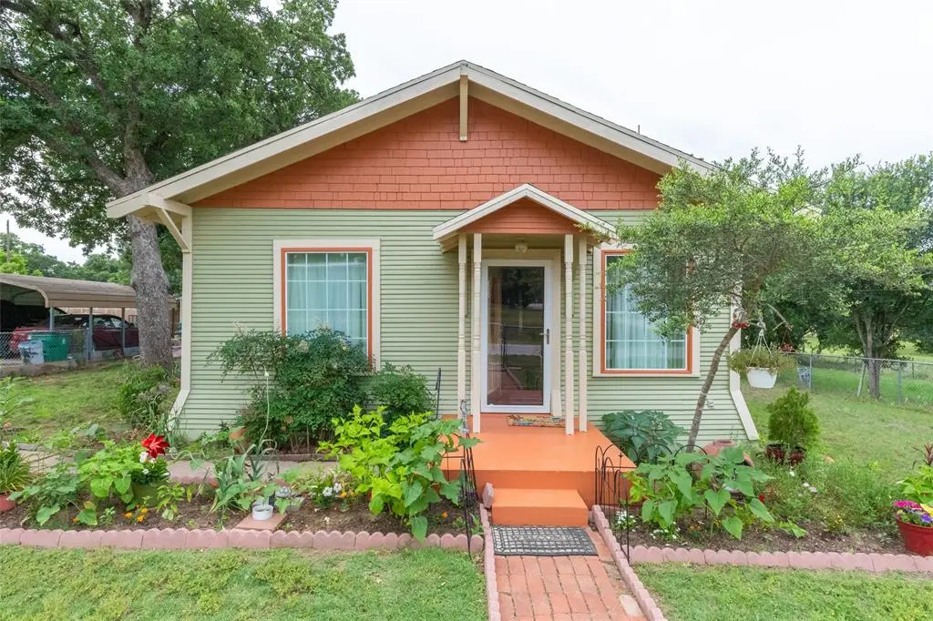 208 Frost Street, Eastland, TX 76448