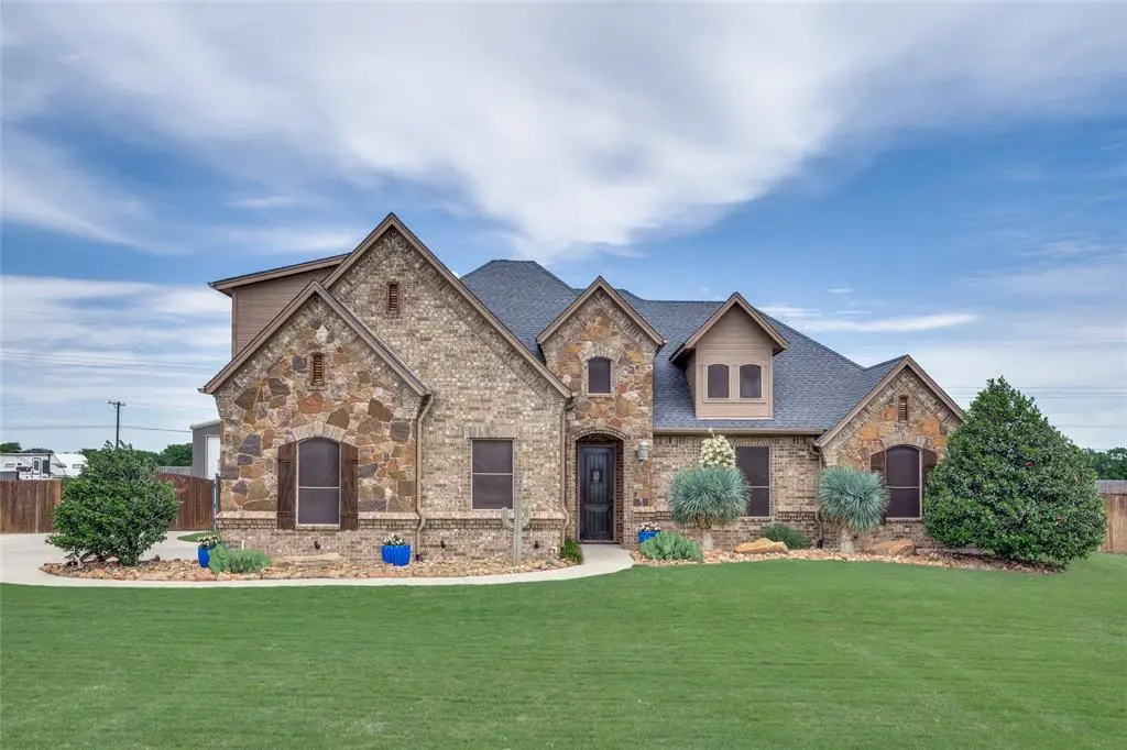 119 Cactus Drive, Decatur, TX 76234