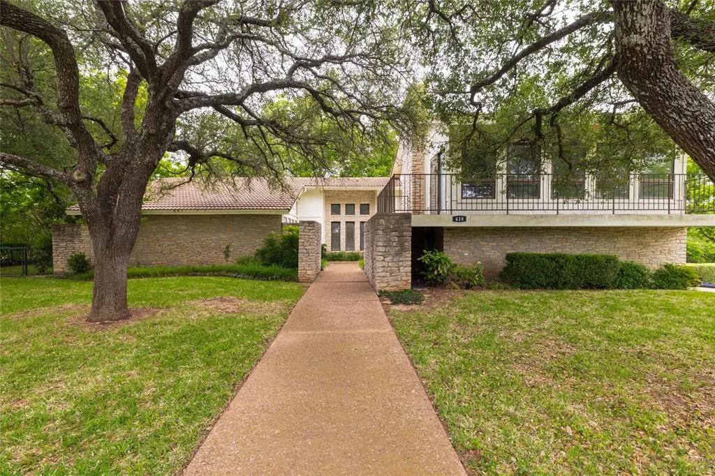 619 Baylor Street, Weatherford, TX 76086