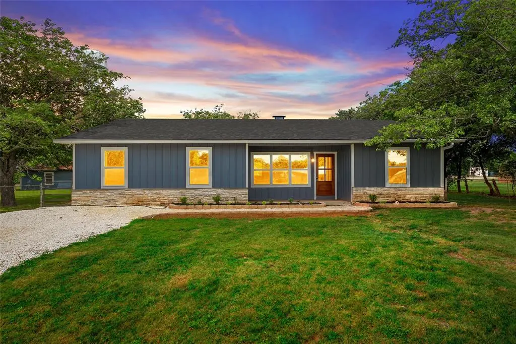 4593 E Old Axtell Road, Axtell, TX 76624