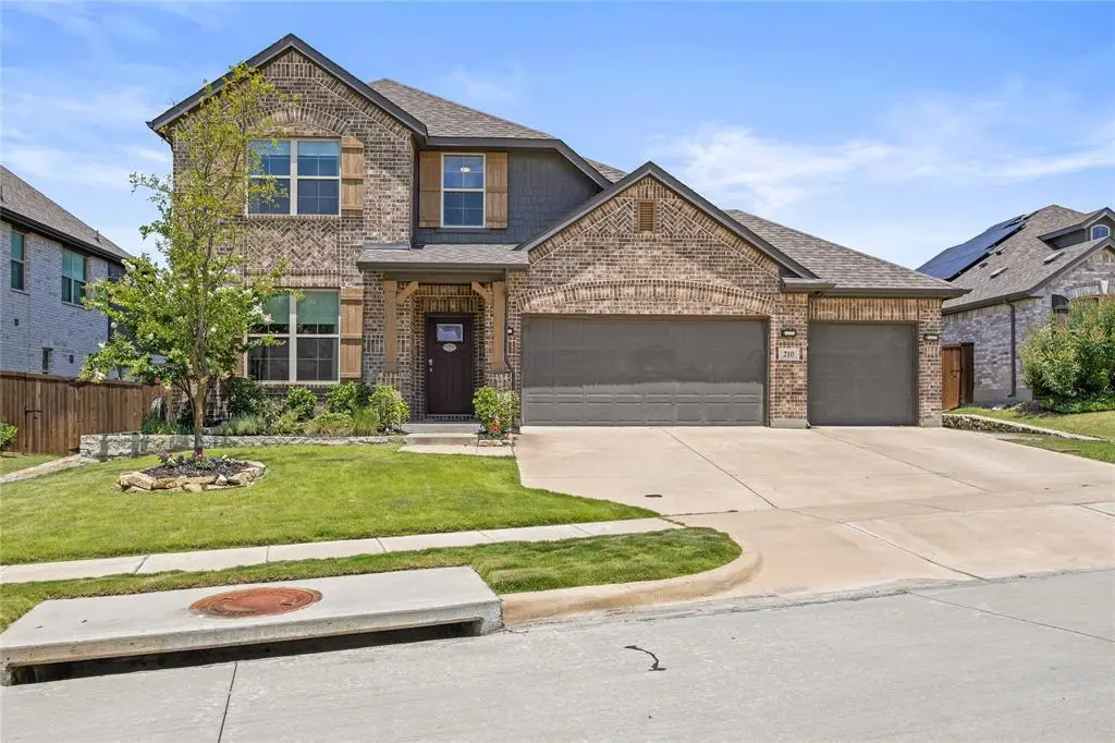 210 Highedge Drive, Fate, TX 75087