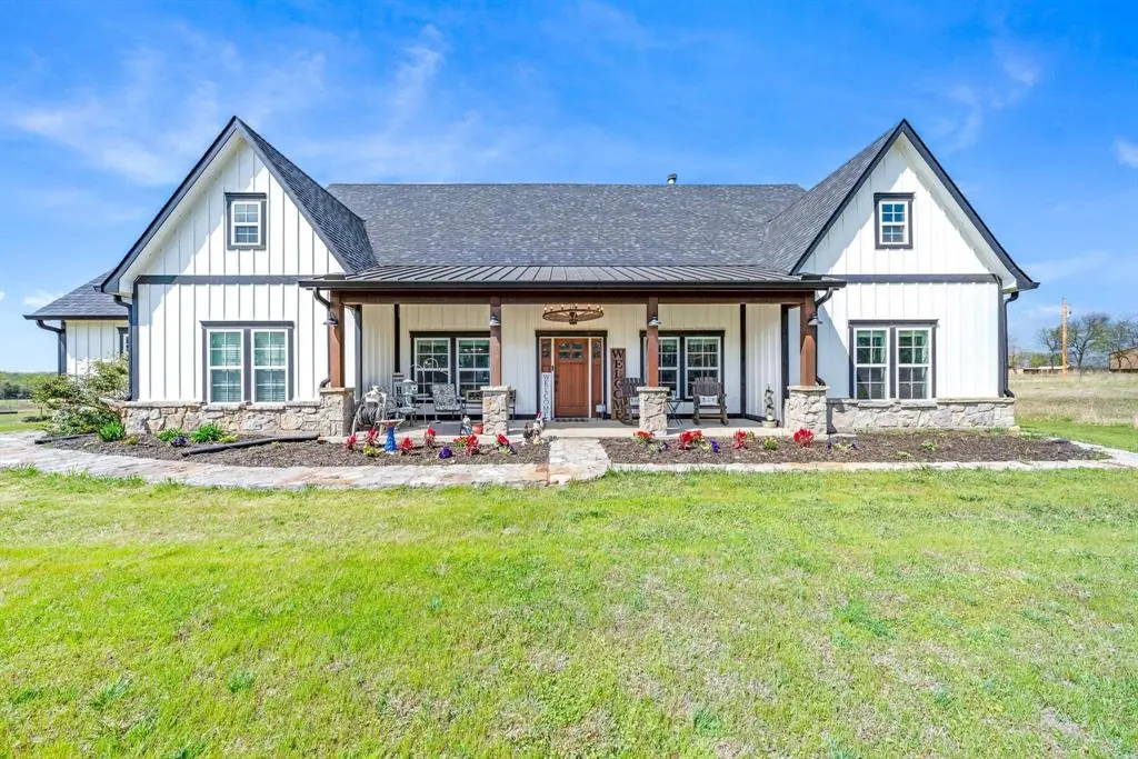 4886 County Road 1037, Celeste, TX 75426