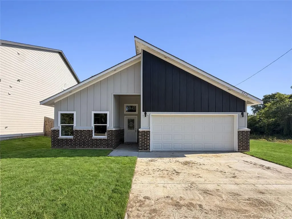 2212 Polk Street, Greenville, TX 75401