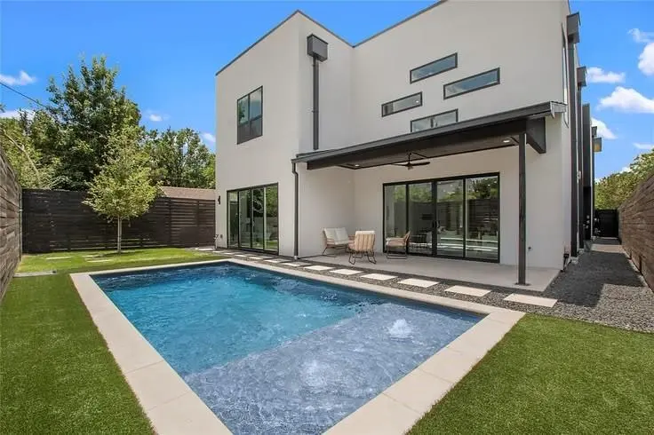 6718 Victoria Avenue, Dallas, TX 75209