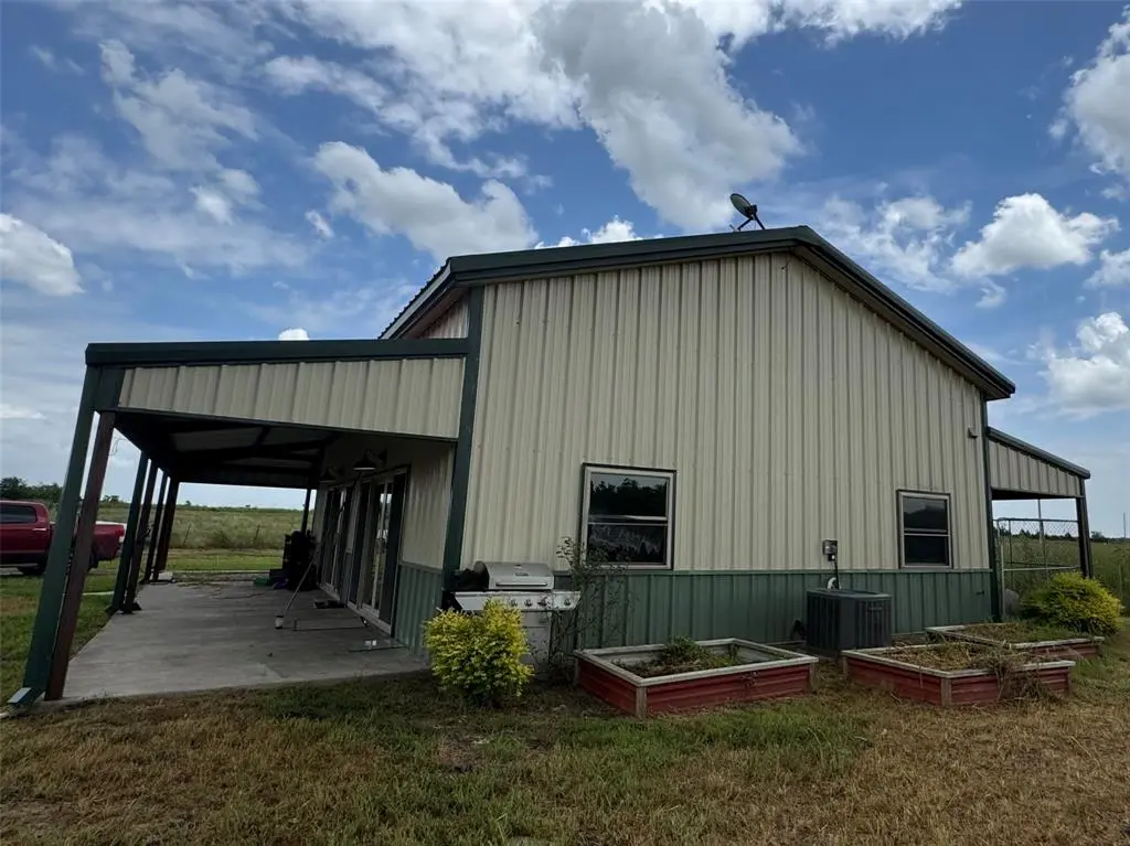 678 County Road 1063, Greenville, TX 75401