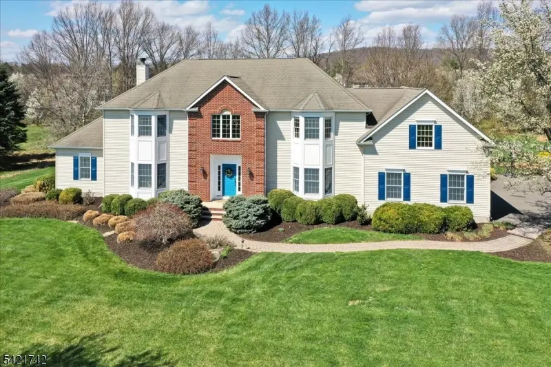 103 Stout Ln, Readington Twp., NJ 08822