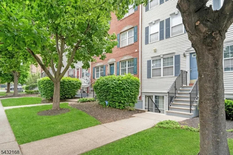 151 W Market St #1415, Newark City, NJ 07103