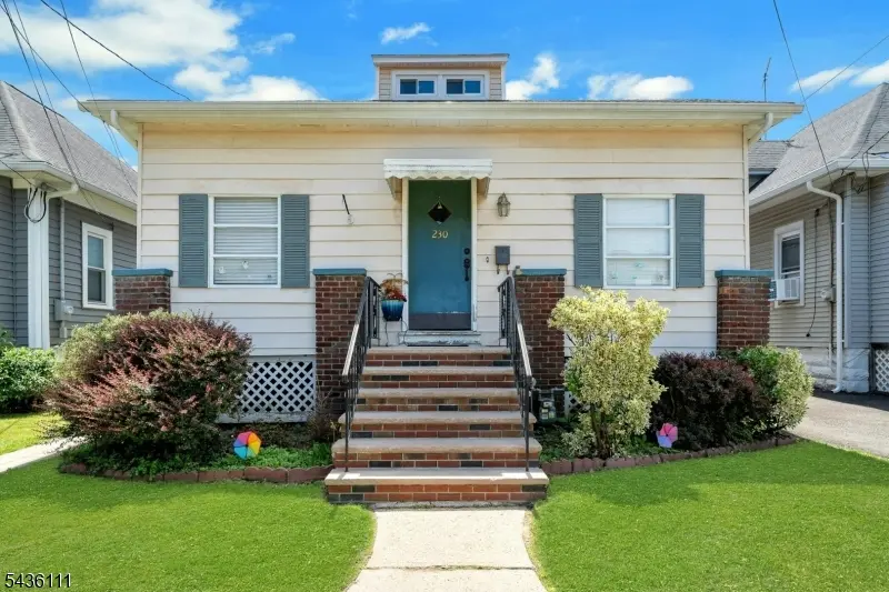230 Sherman Ave, Roselle Park Boro, NJ 07204