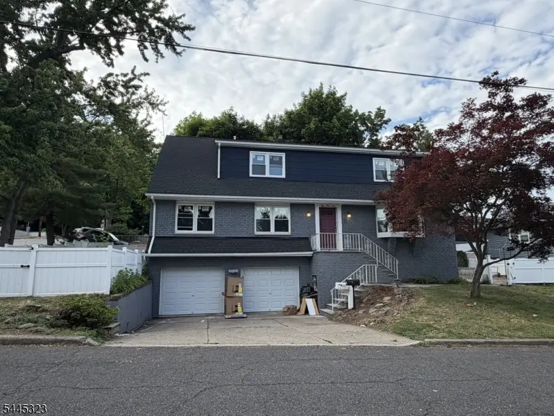 155 Prescott Ave #1, Hawthorne Boro, NJ 07506