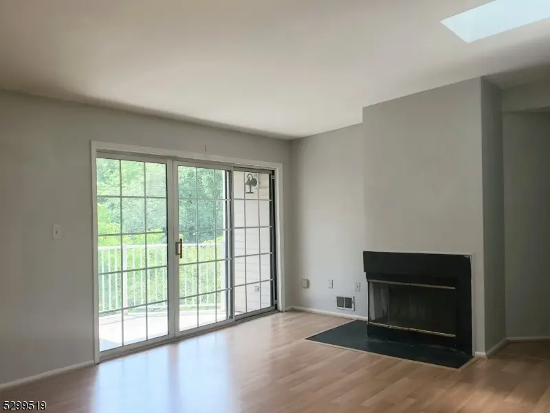 133 Rachel Ct, Franklin Twp., NJ 08823