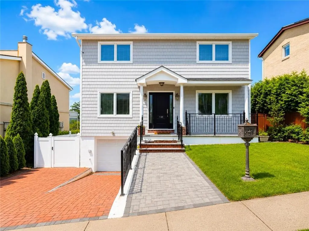 41 Ridge AVE, Staten  Island, NY 10304