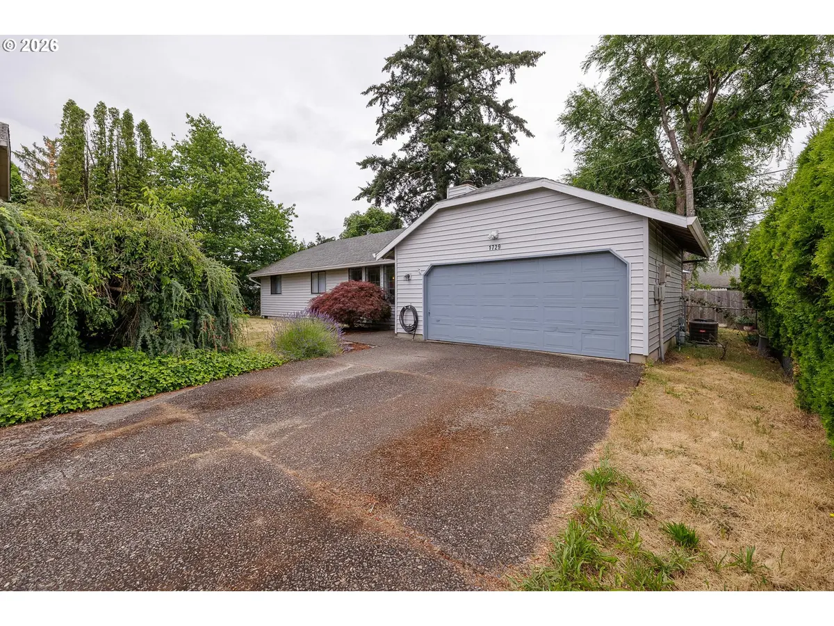1729 SE 160TH AVE, Portland, OR 97233