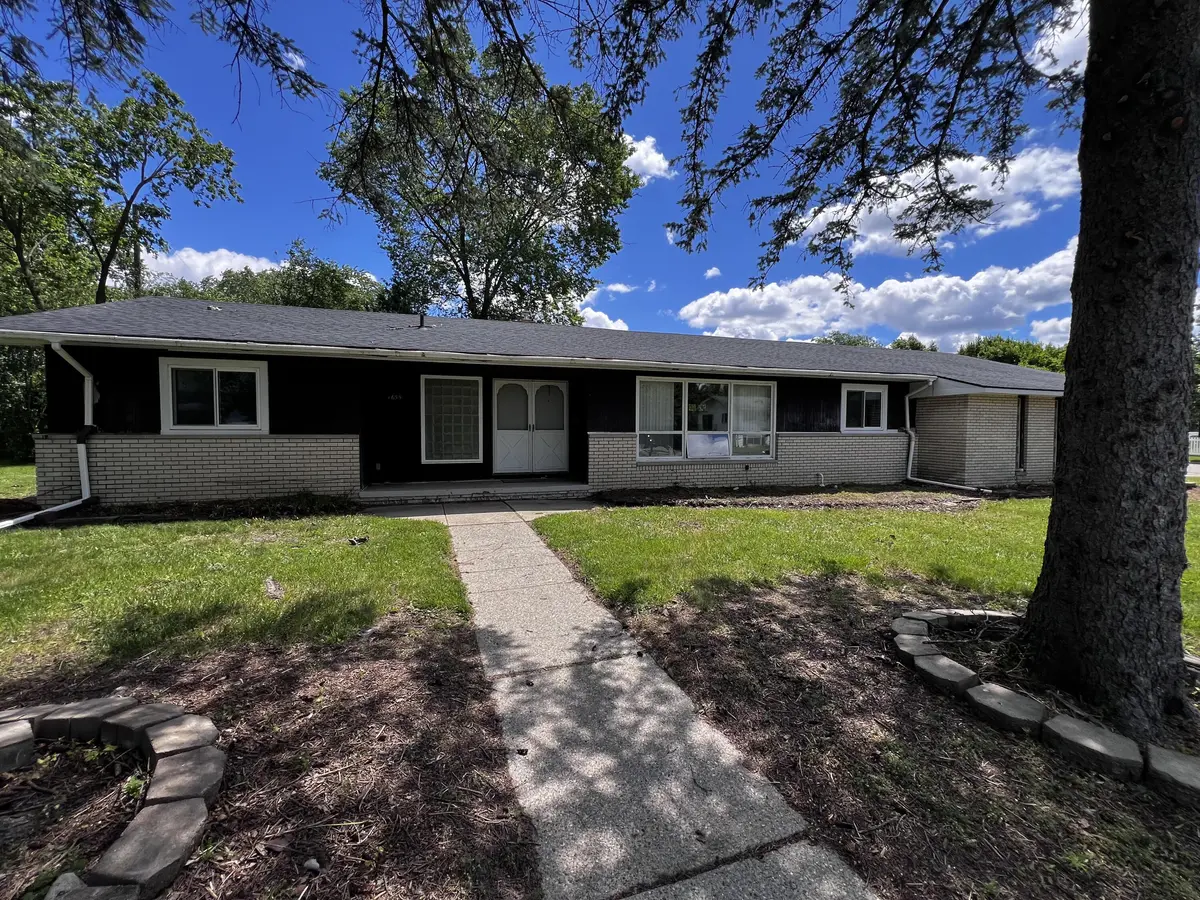 1655 Tudor DR, Ann Arbor, MI 48103