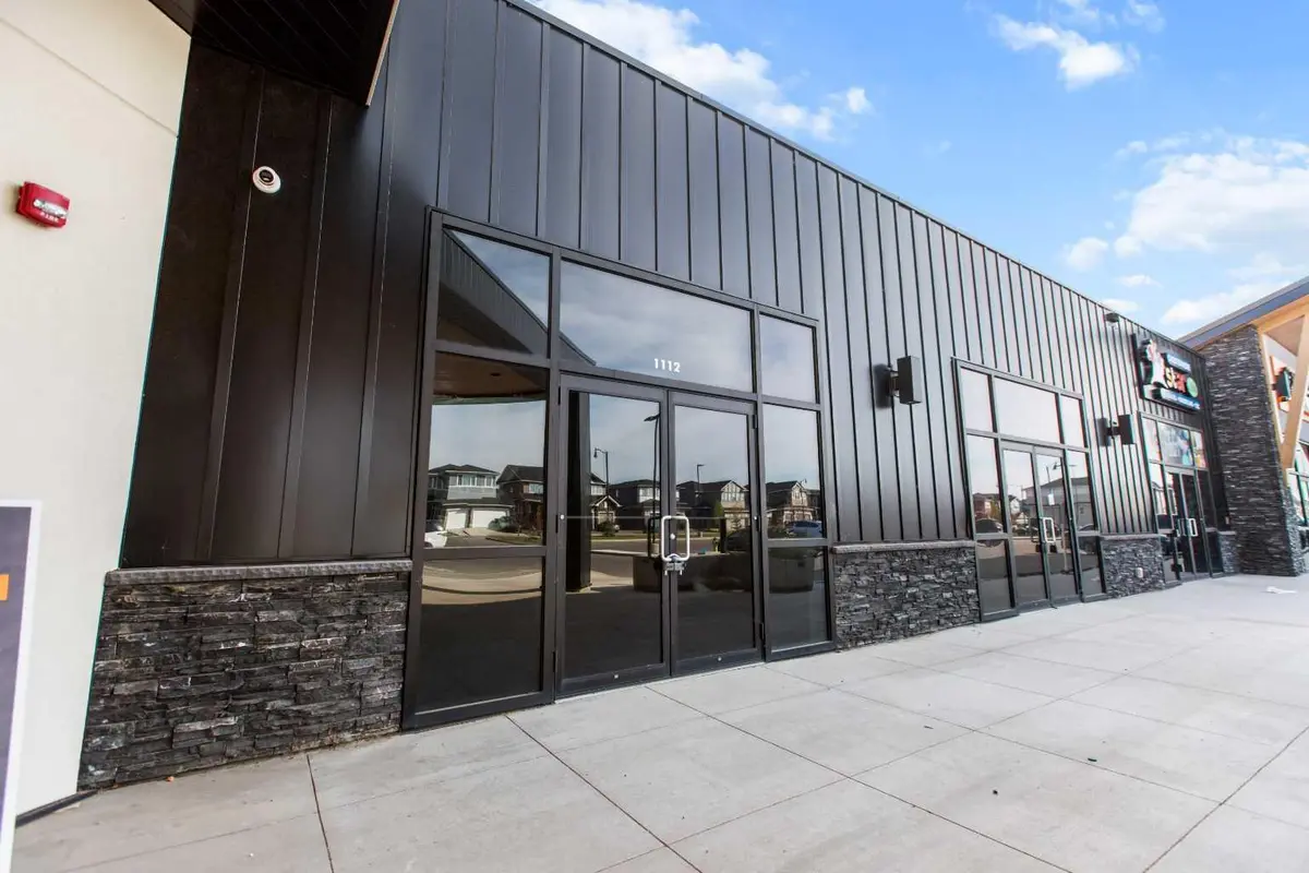 20 Dawson Wharf MT #1112, Chestermere, AB T1X 2Z5