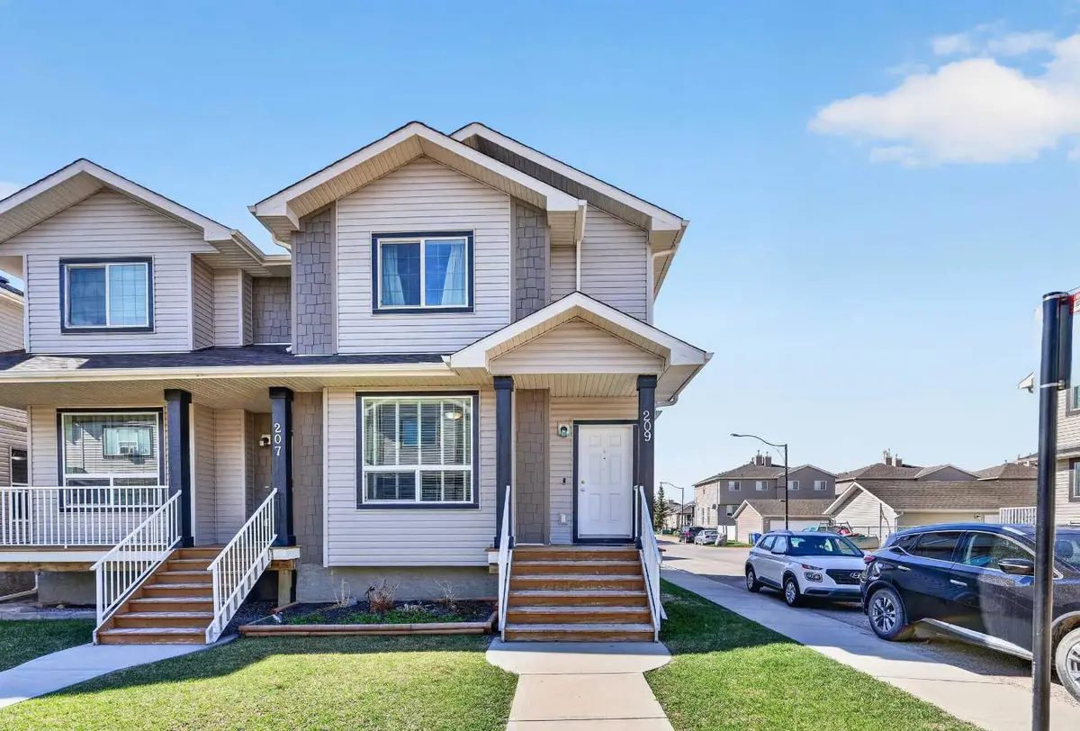 209 Sandford PL NW, Langdon, AB T0J 1X2
