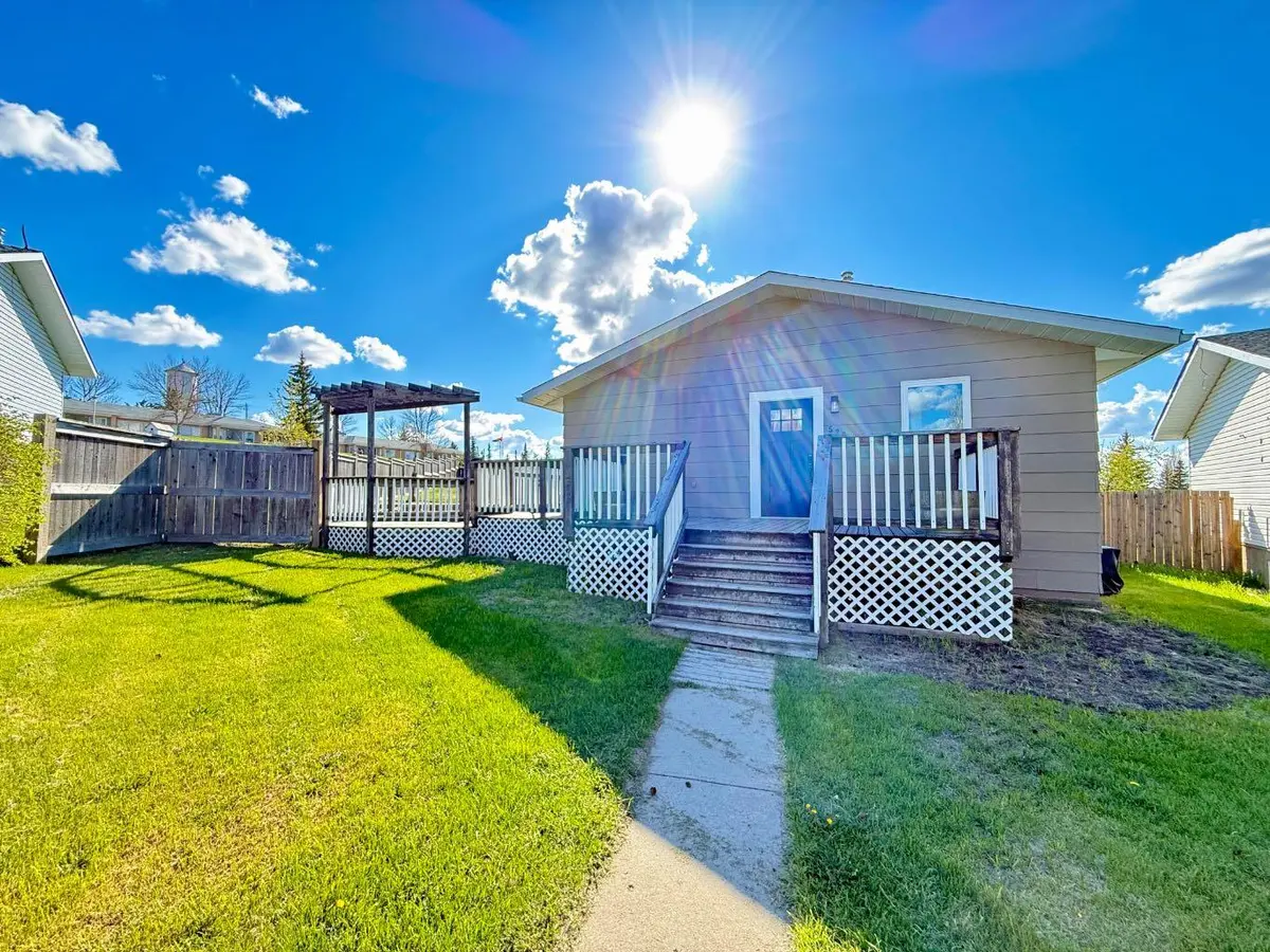 5206 49A ST, Kitscoty, AB T0B 2P0