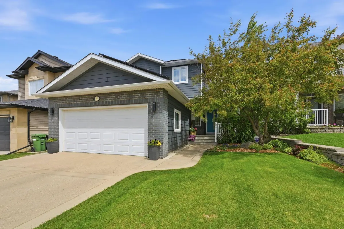 16 Coopers HTS SW, Airdrie, AB T4B2S1