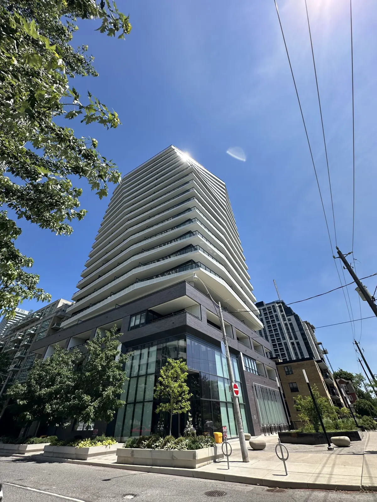11 Lillian ST #1202, Toronto C10, ON M4S 2H7