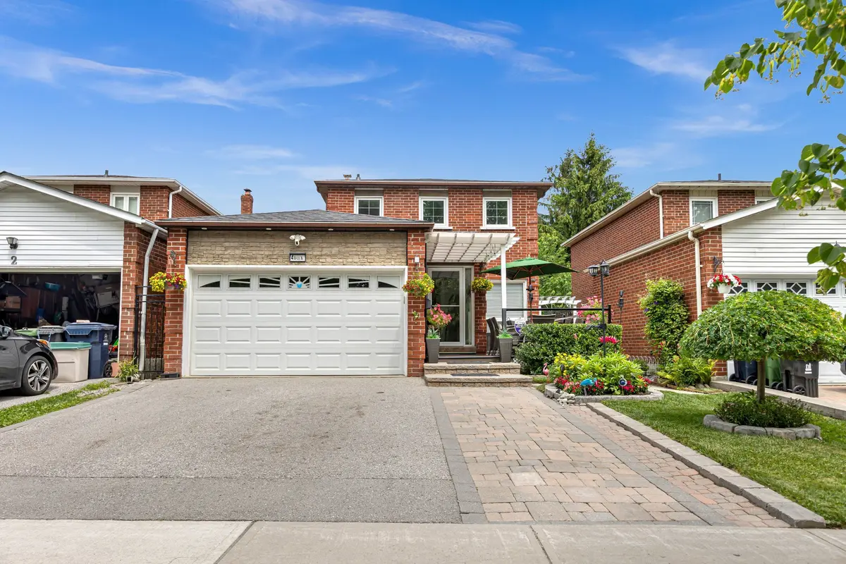 4 Apsco AVE, Toronto E10, ON M1E 5A8