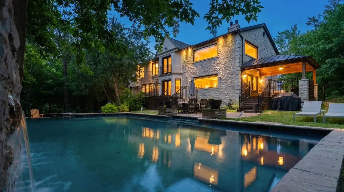 43 Woodland Acres CRES, Vaughan, ON L6A 1G1