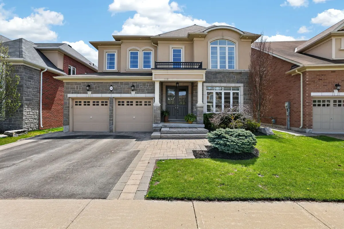 59 Manor Forest RD, East Gwillimbury, ON L0G 1M0
