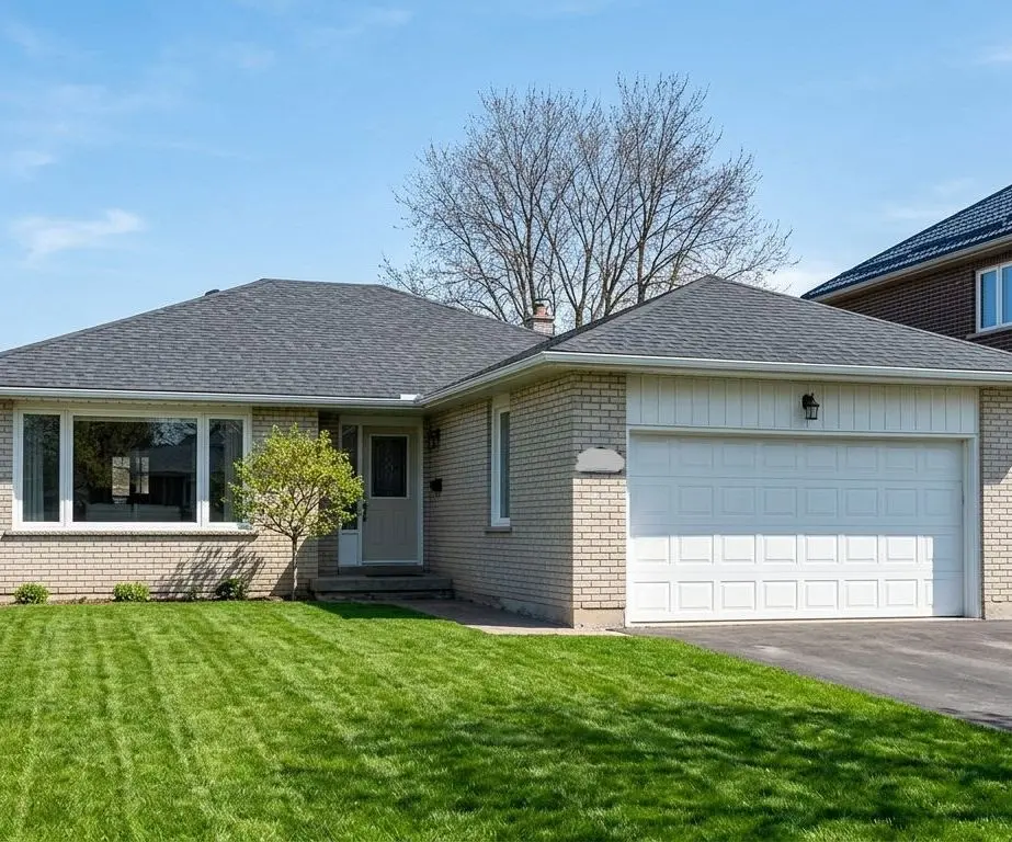 33A Grove ST E #lower, Barrie, ON L4M 2N8