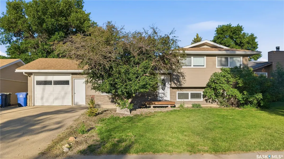 1012 6th STREET E, Rosetown, SK S0L 2V0