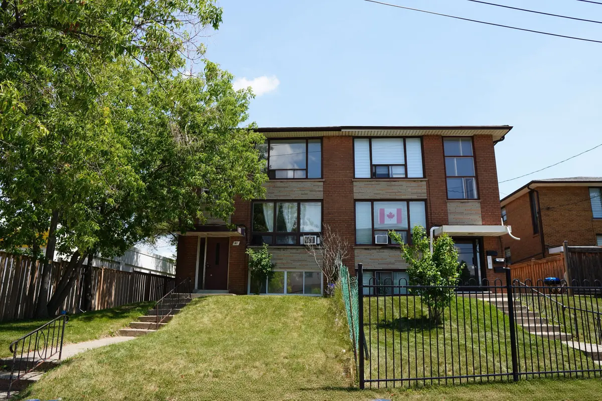 41 Northgate DR #3, Toronto W05, ON M3K 1R3