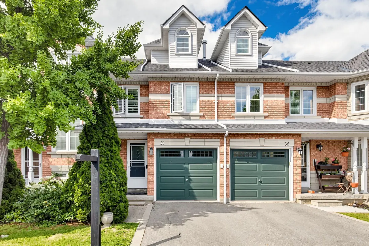 455 Apache CT #35, Mississauga, ON L4Z 3W8
