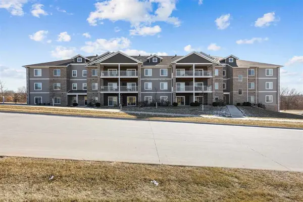 2869 Spring Rose Circle #102, Coralville, IA 52241