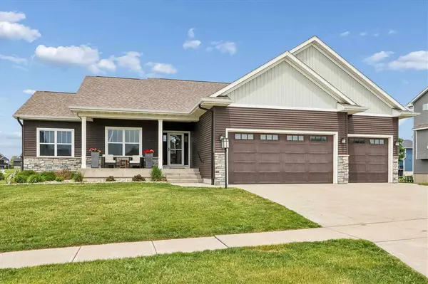 390 Canterbury St,  North Liberty,  IA 52317