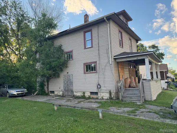 960 Vosburg ST, Flint, MI 48503