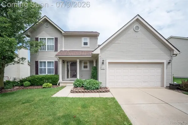 3133 Stillriver DR, Genoa Township, MI 48843