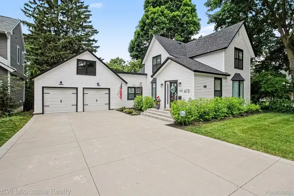 615 Hickory ST, Milford Village, MI 48381