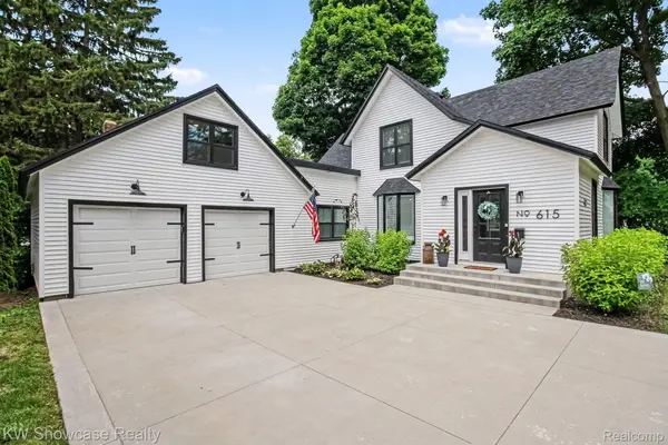 615 Hickory ST, Milford Village, MI 48381