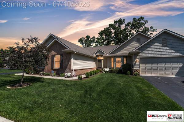 876 Flowering Plum DR, Brighton, MI 48116