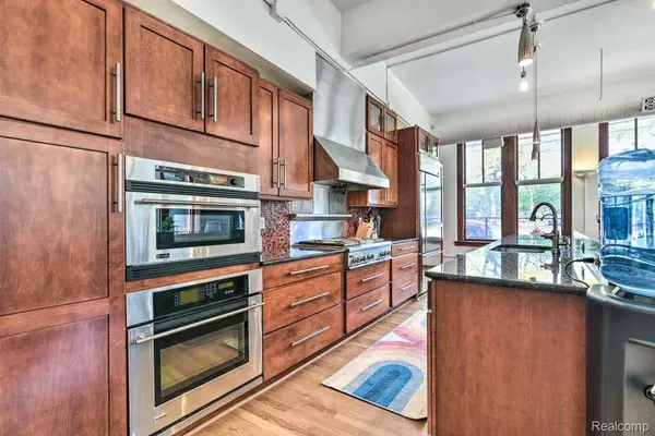 1395 Antietam #37, Detroit, MI 48207