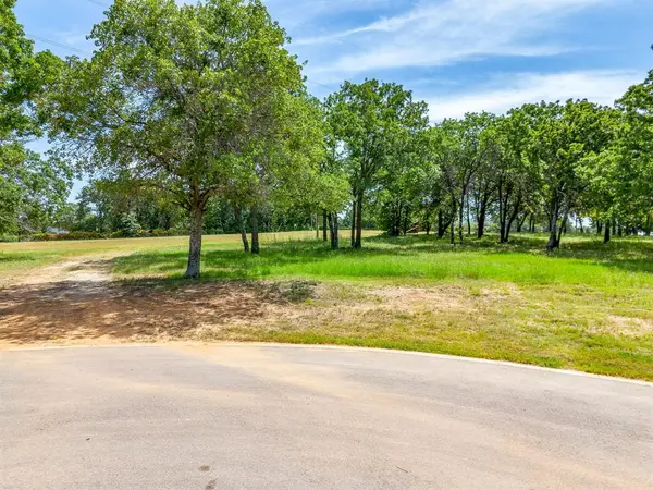 2001 Beauty Berry Court, Cleburne, TX 76031