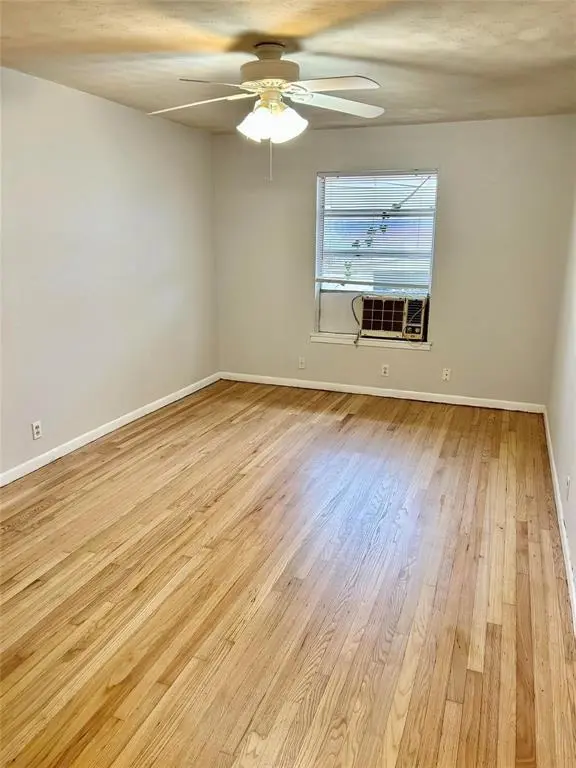 11223 Wyatt Street, Dallas, TX 75218