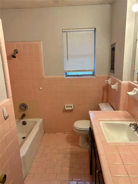 11223 Wyatt Street, Dallas, TX 75218