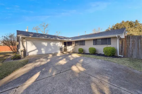 518 Worcester Way, Richardson, TX 75080