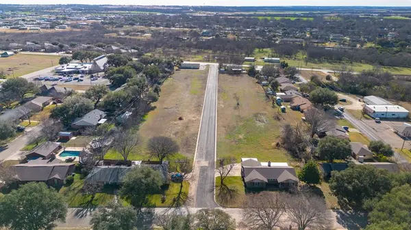 106 Electra Street, Hillsboro, TX 76645