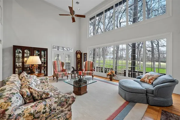 2113 Highland Drive, Salado, TX 76571