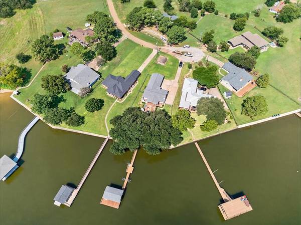 114 Baker B Ranch Road, Trinidad, TX 75163