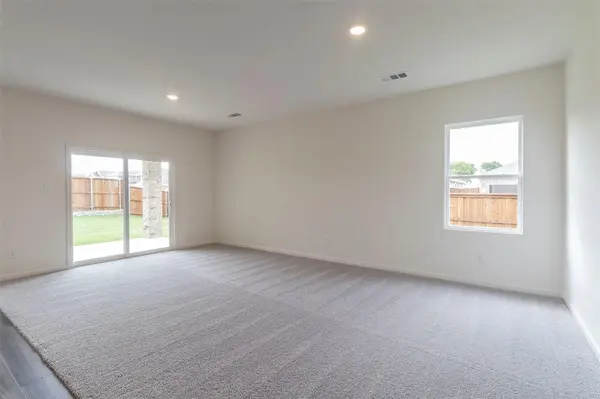1888 Everglades Drive, Forney, TX 75126