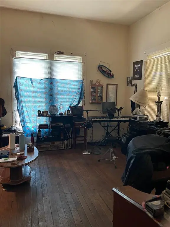 311 W Green Street, Palestine, TX 75801